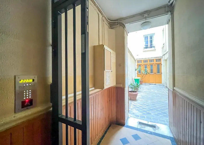 Urban Flat 101 - Maire